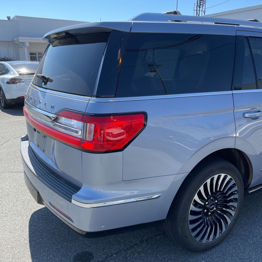 2021 Lincoln Navigator Black Label