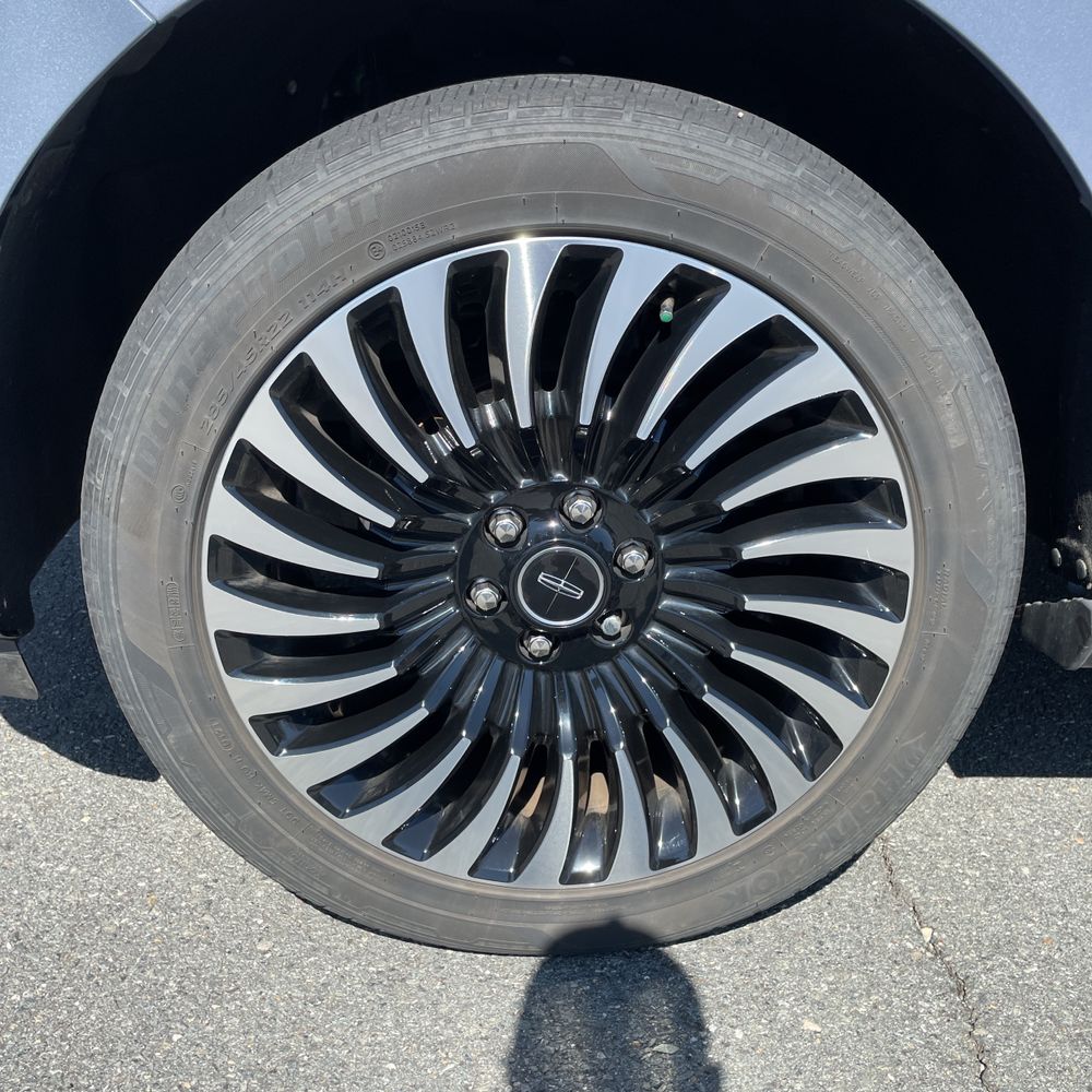 2021 Lincoln Navigator Black Label