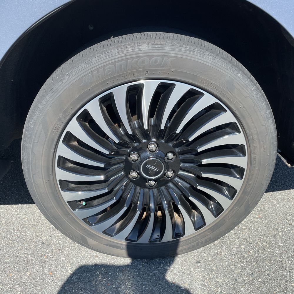 2021 Lincoln Navigator Black Label