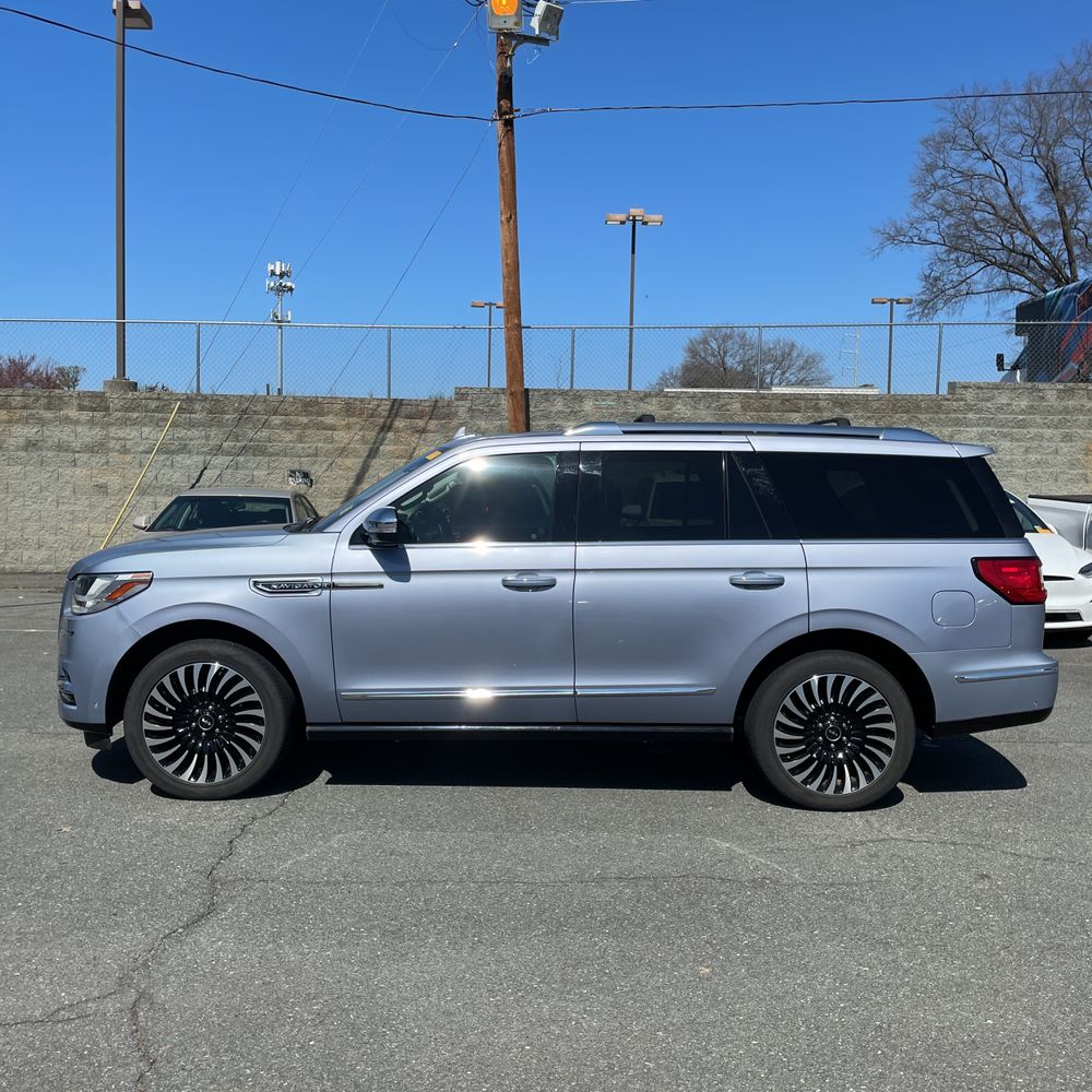 2021 Lincoln Navigator Black Label