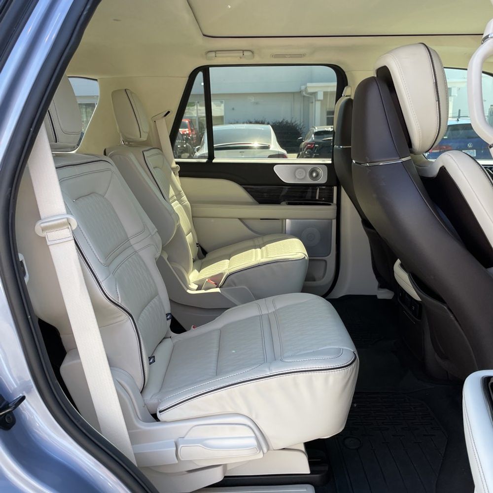 2021 Lincoln Navigator Black Label