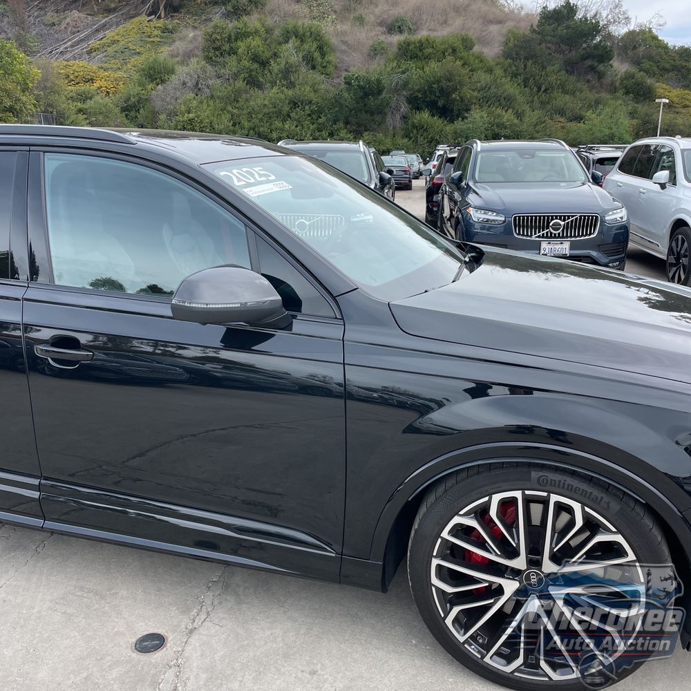 2025 Audi SQ7 Prestige