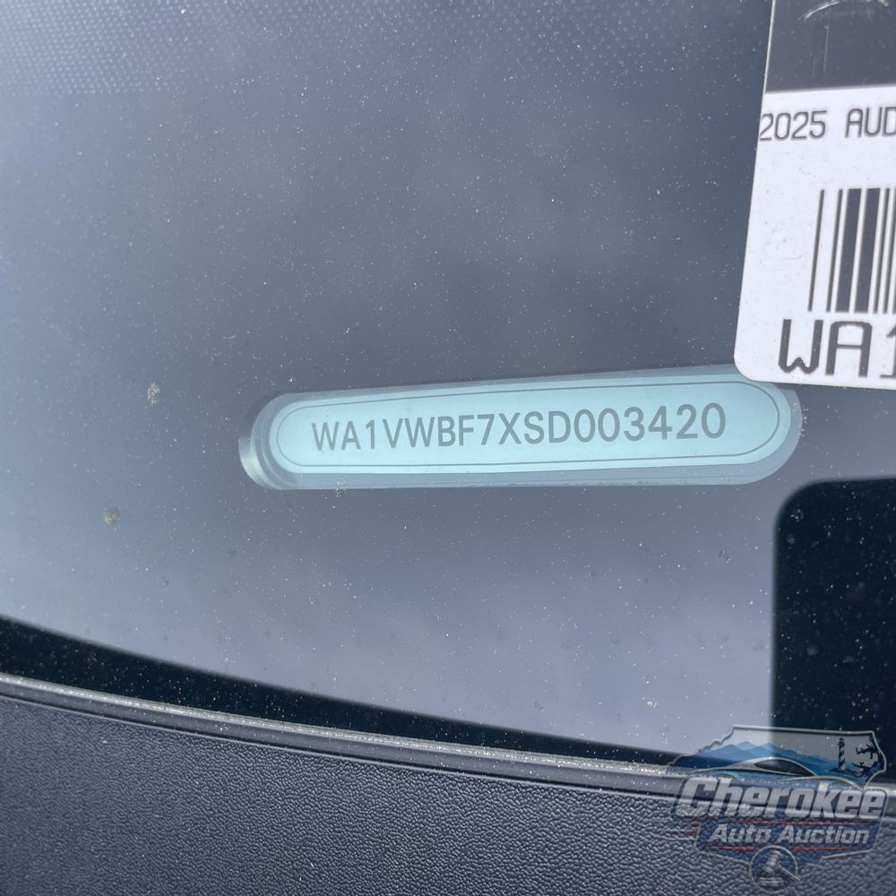 2025 Audi SQ7 Prestige