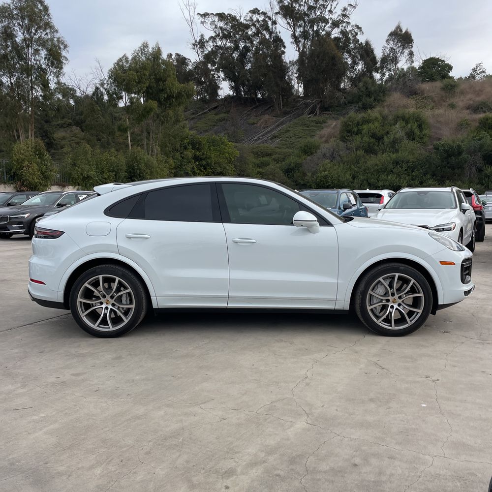 2020 Porsche Cayenne Turbo Coupe