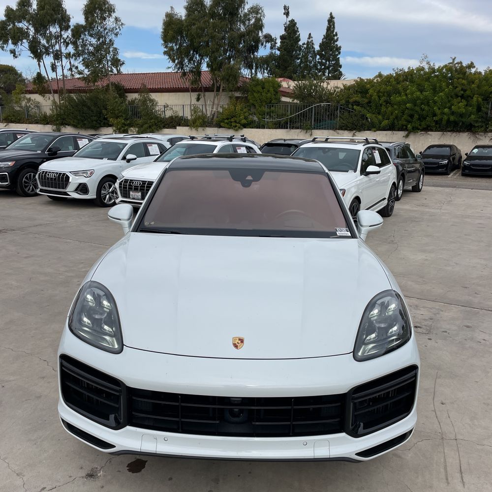 2020 Porsche Cayenne Turbo Coupe