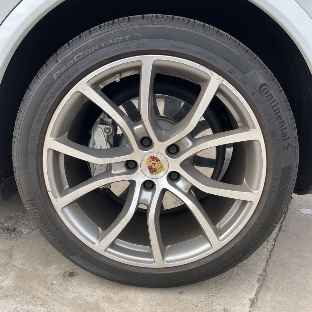 2020 Porsche Cayenne Turbo Coupe