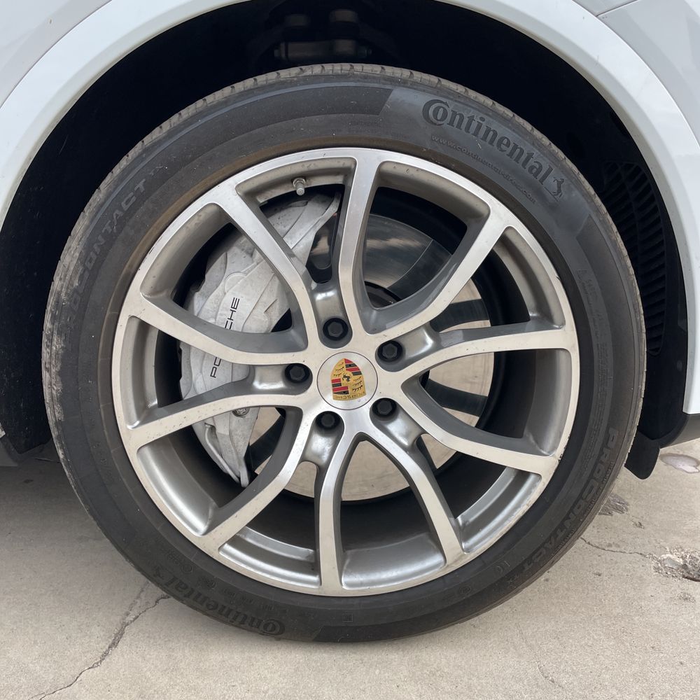 2020 Porsche Cayenne Turbo Coupe