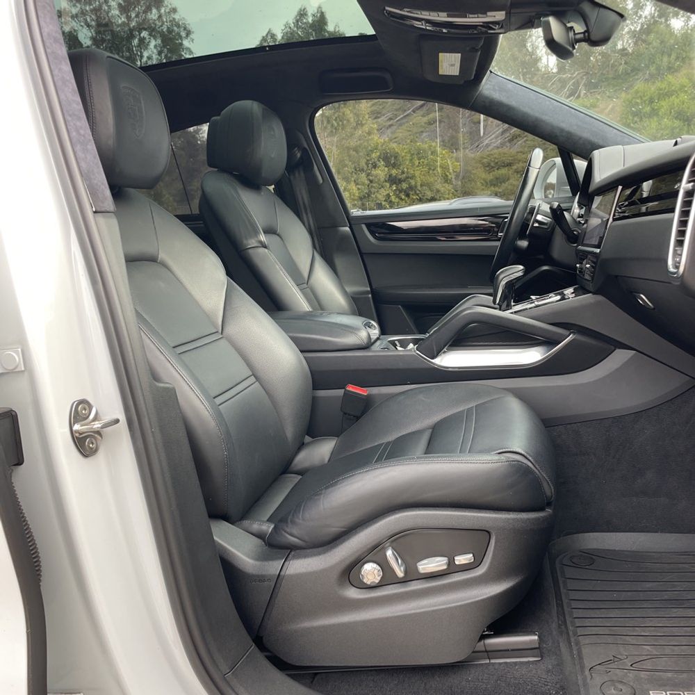 2020 Porsche Cayenne Turbo Coupe