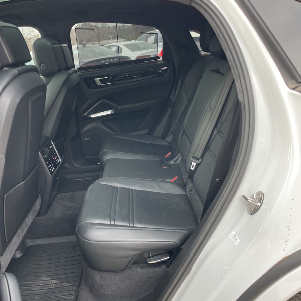 2020 Porsche Cayenne Turbo Coupe