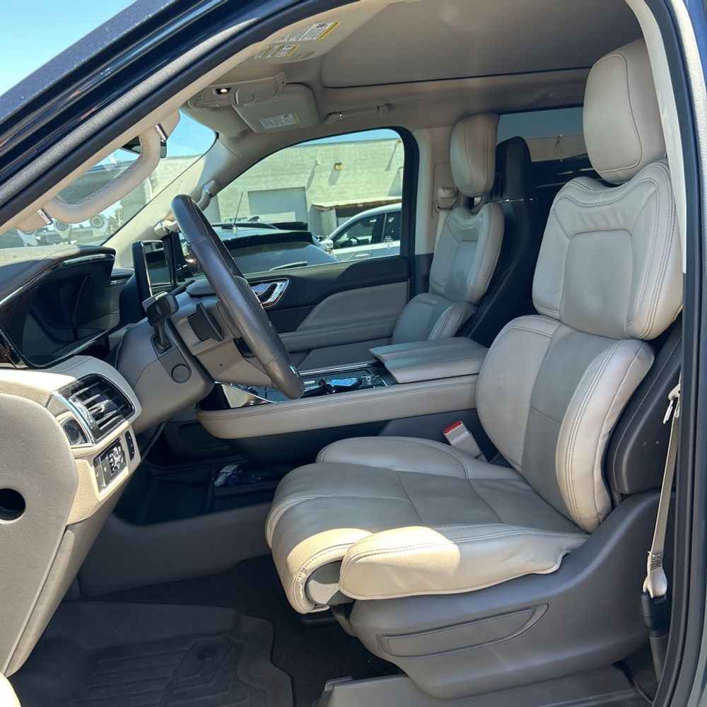2022 Lincoln Navigator Reserve