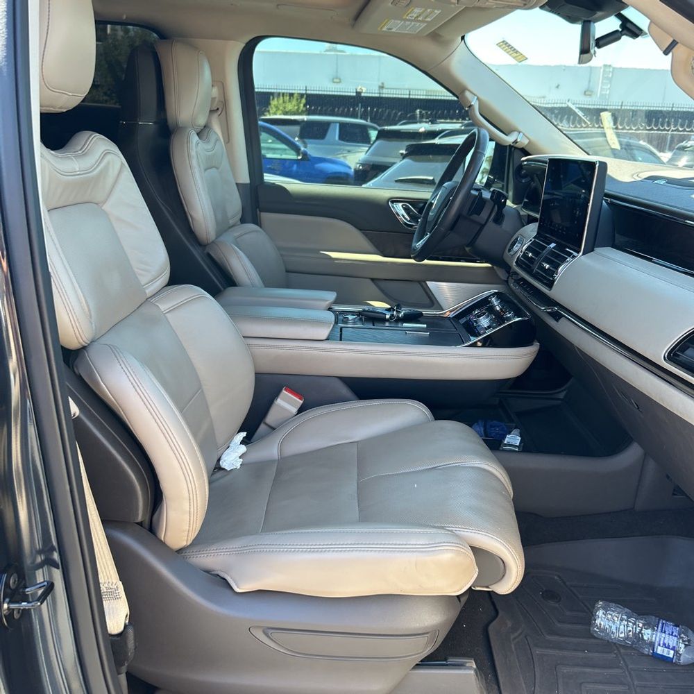 2022 Lincoln Navigator Reserve