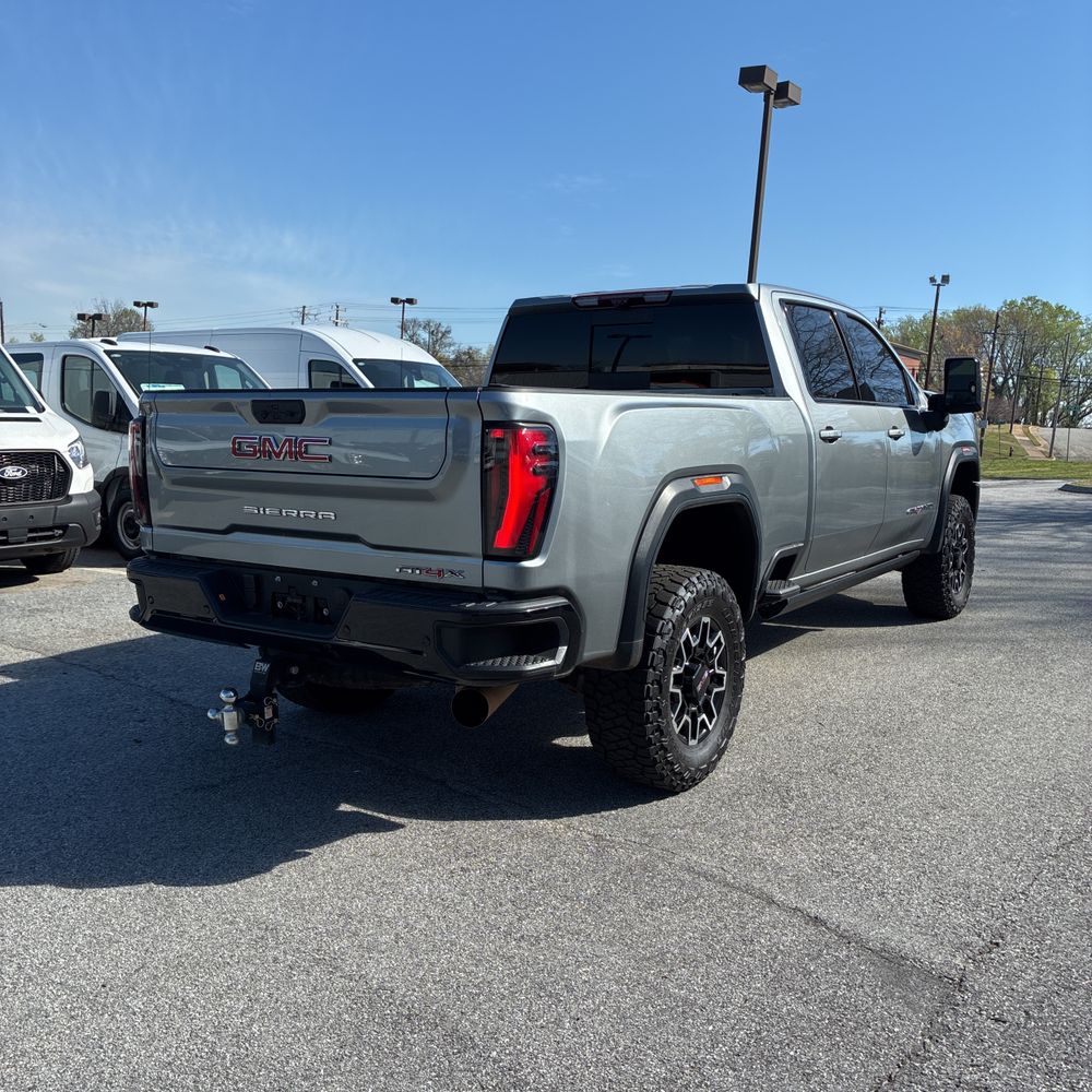 2024 GMC Sierra 2500HD AT4X