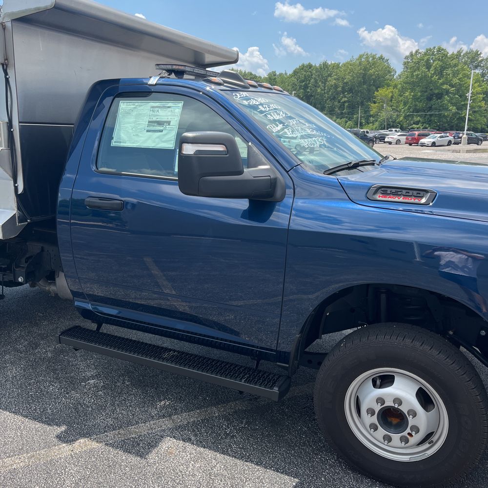 2024 Ram 3500 Cab/Chassis Tradesman