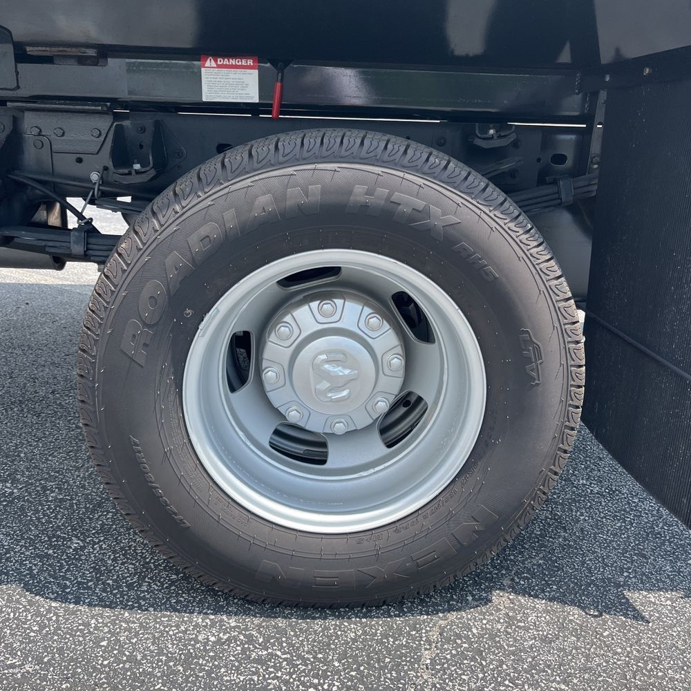 2024 Ram 3500 Cab/Chassis Tradesman