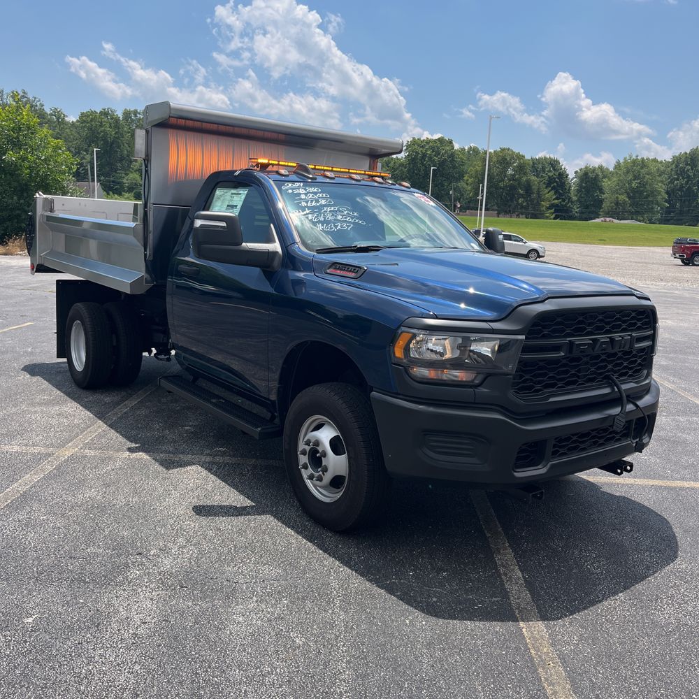 2024 Ram 3500 Cab/Chassis Tradesman