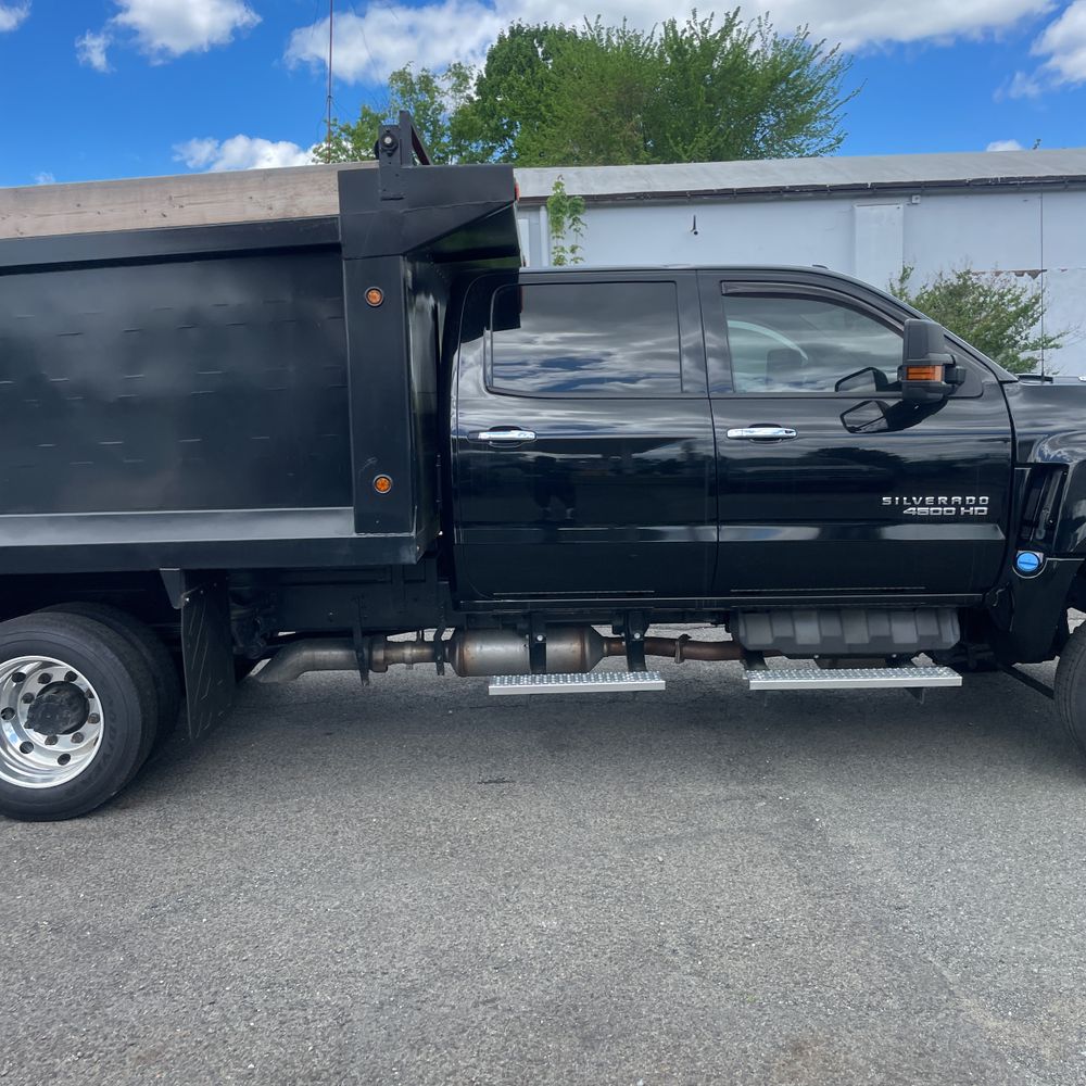 2023 Chevrolet Silverado 4500 LT