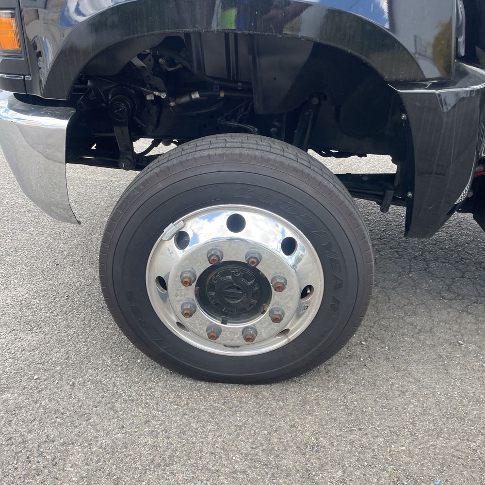 2023 Chevrolet Silverado 4500 LT