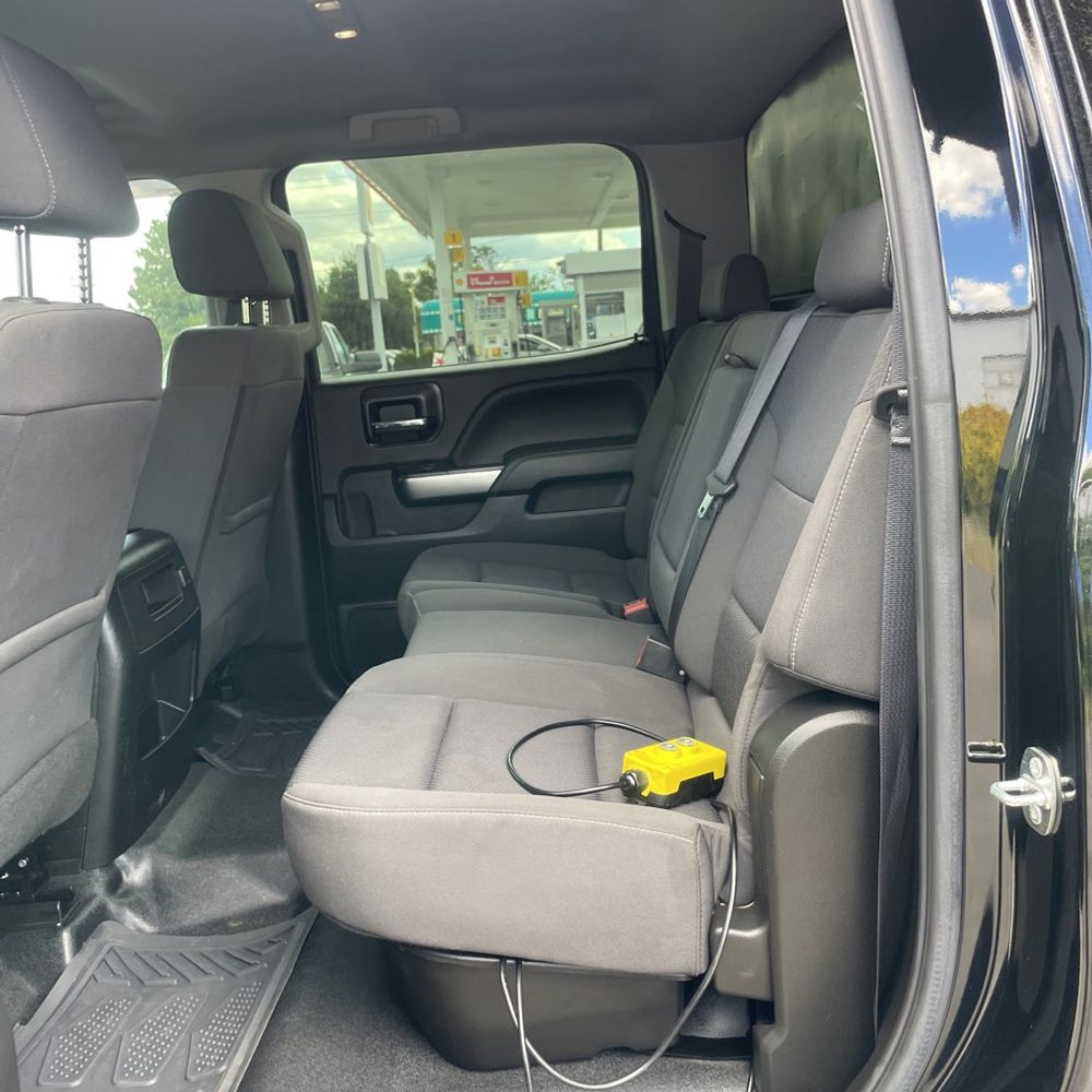 2023 Chevrolet Silverado 4500 LT