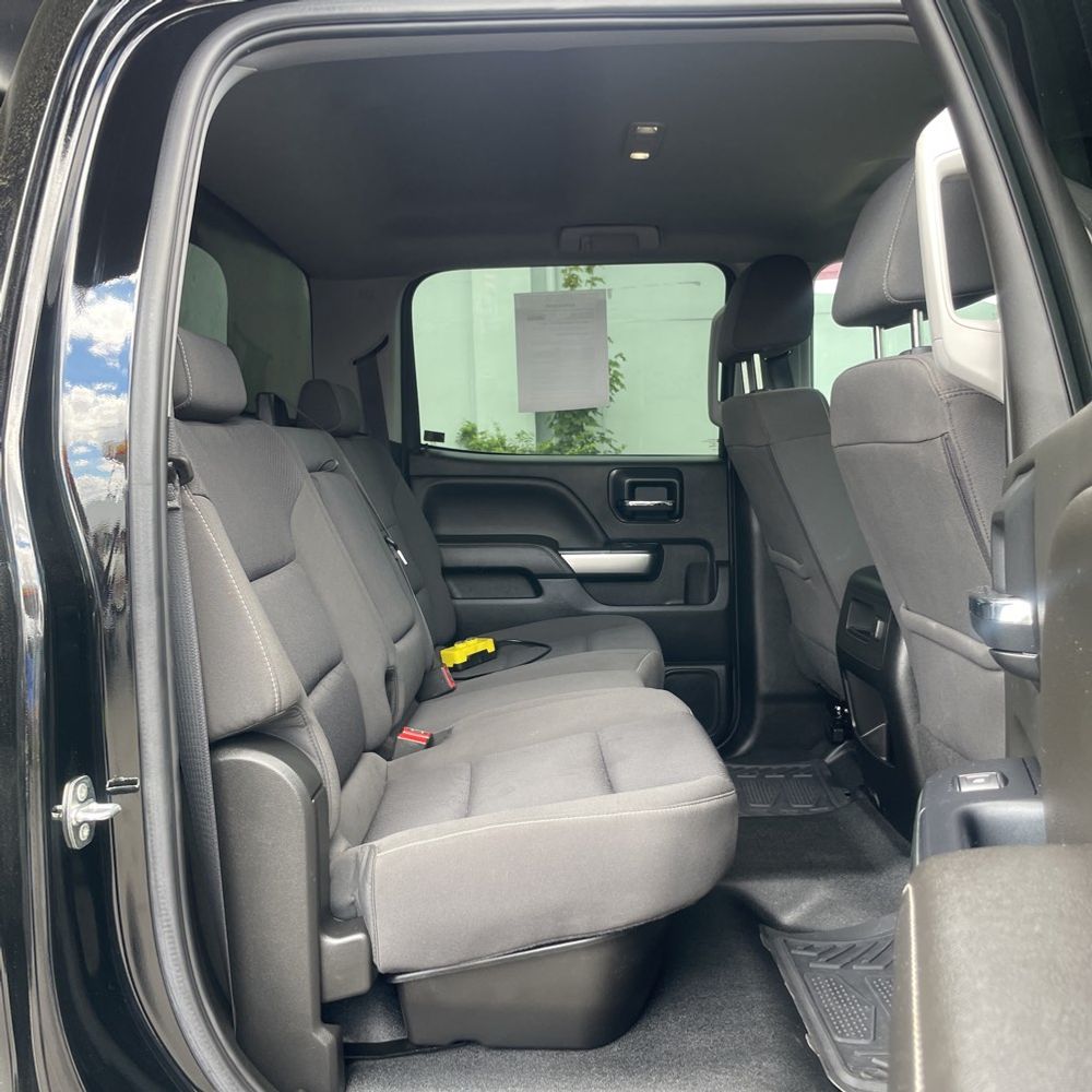2023 Chevrolet Silverado 4500 LT