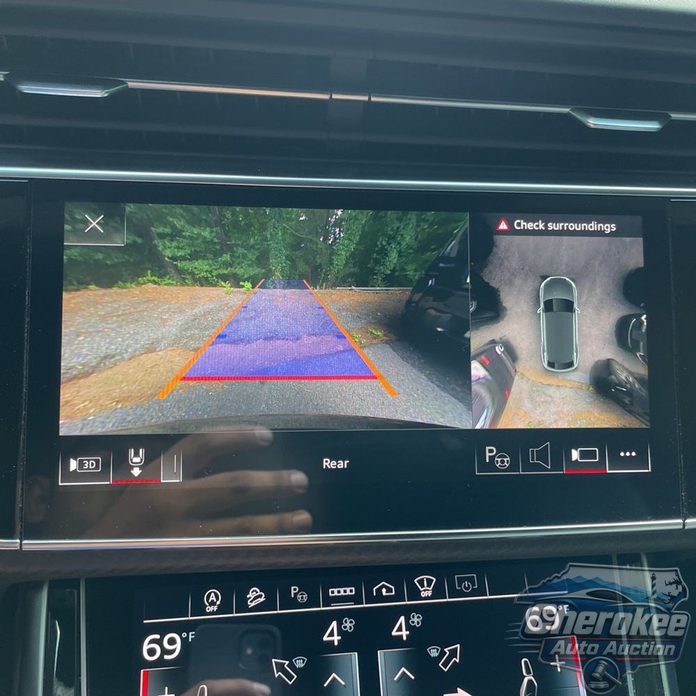 2023 Audi RS Q8
