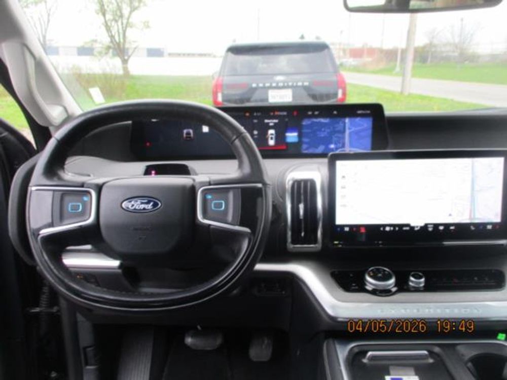 2025 Ford Expedition Max Platinum