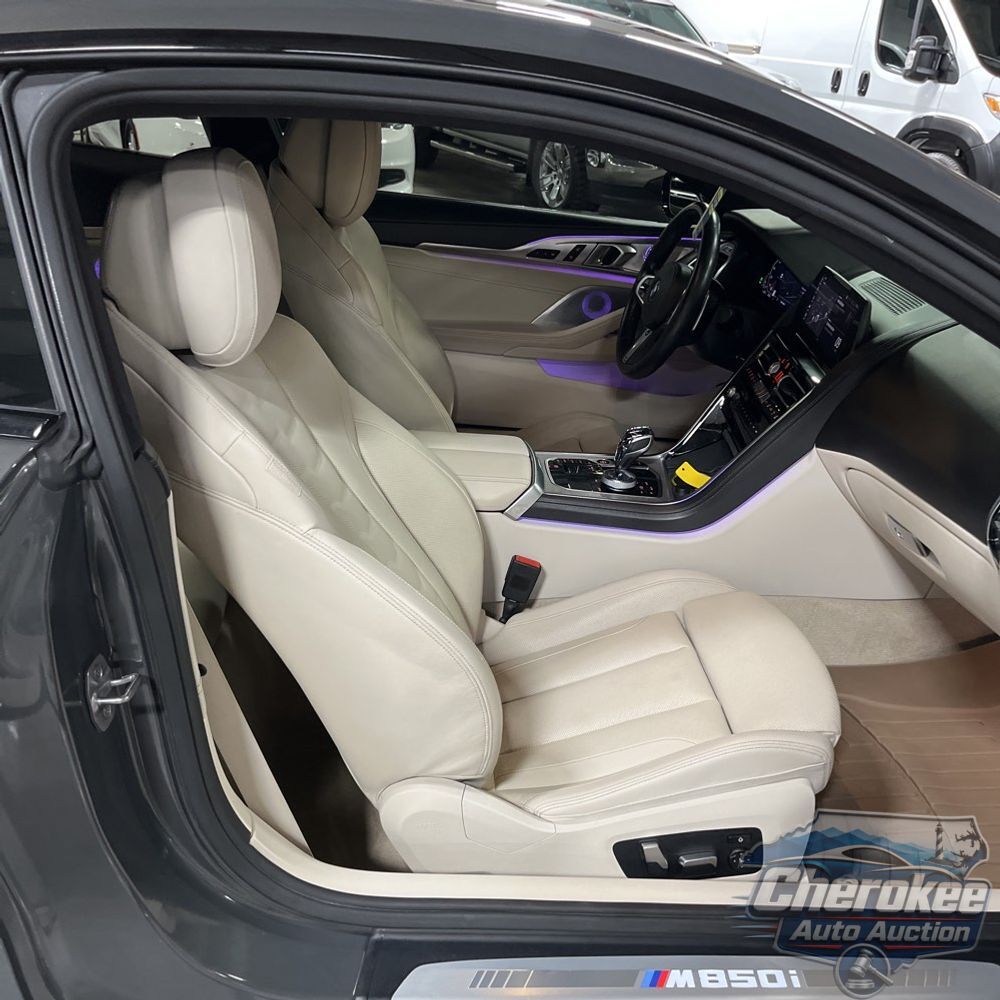 2019 BMW 8-Series M850xi