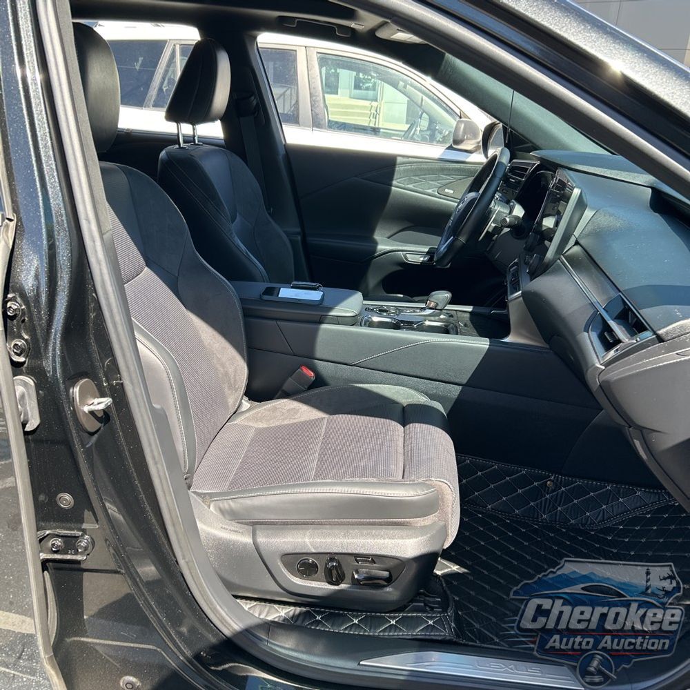 2024 Lexus RX 450h+ Luxury