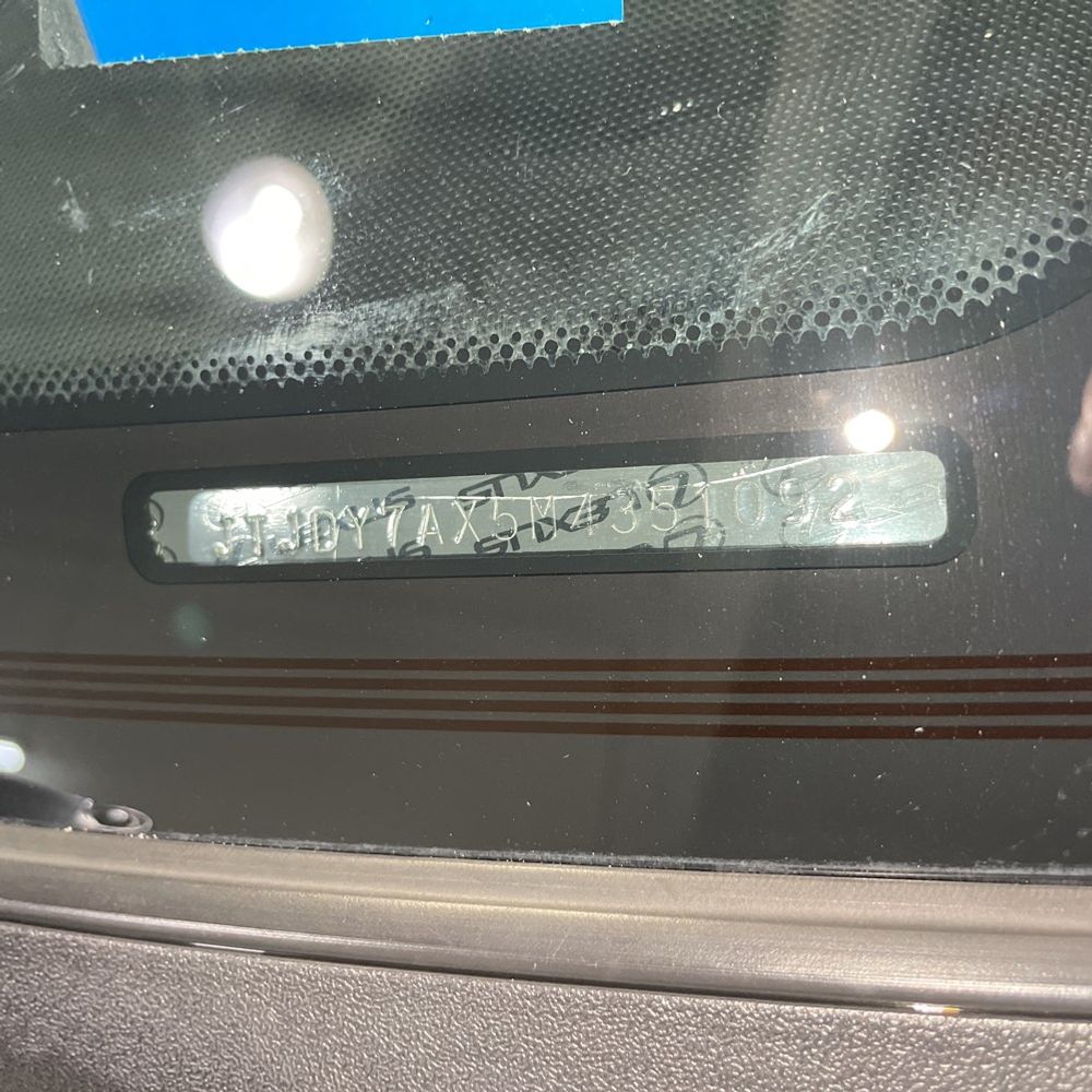 2021 Lexus LX 570 Three-Row