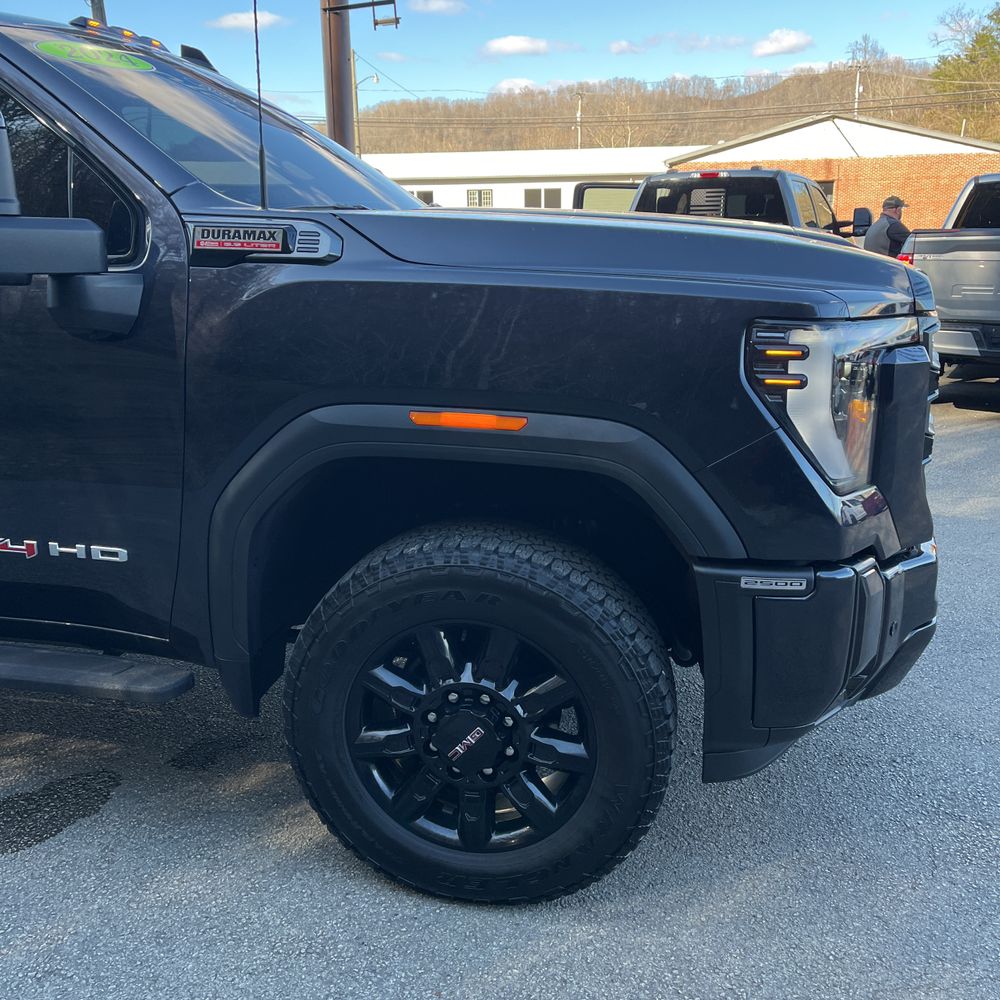 2024 GMC Sierra 2500HD AT4
