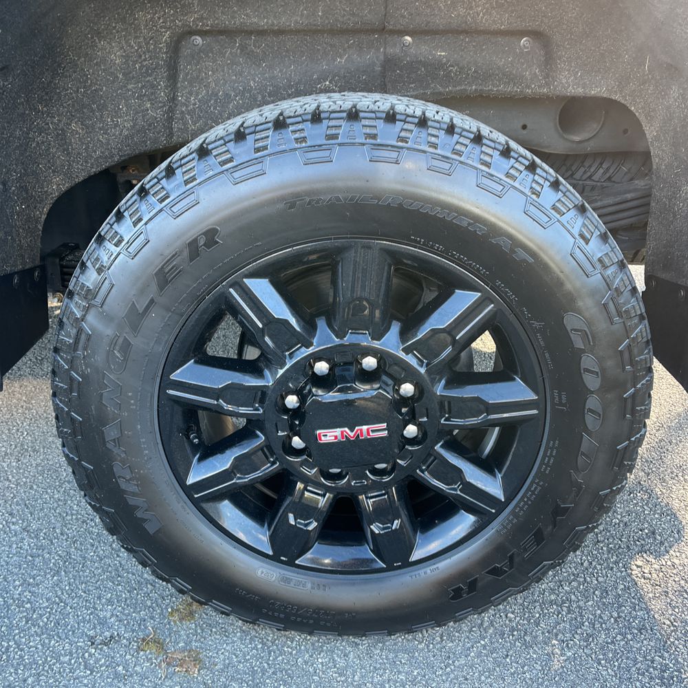 2024 GMC Sierra 2500HD AT4