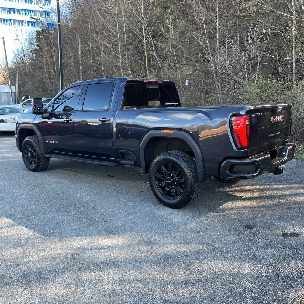 2024 GMC Sierra 2500HD AT4