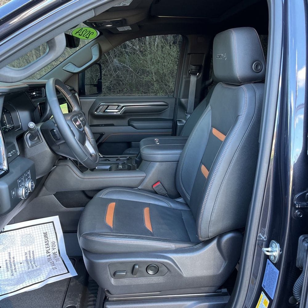 2024 GMC Sierra 2500HD AT4