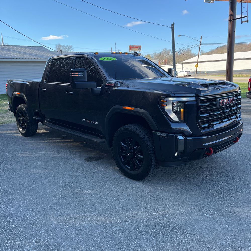 2024 GMC Sierra 2500HD AT4