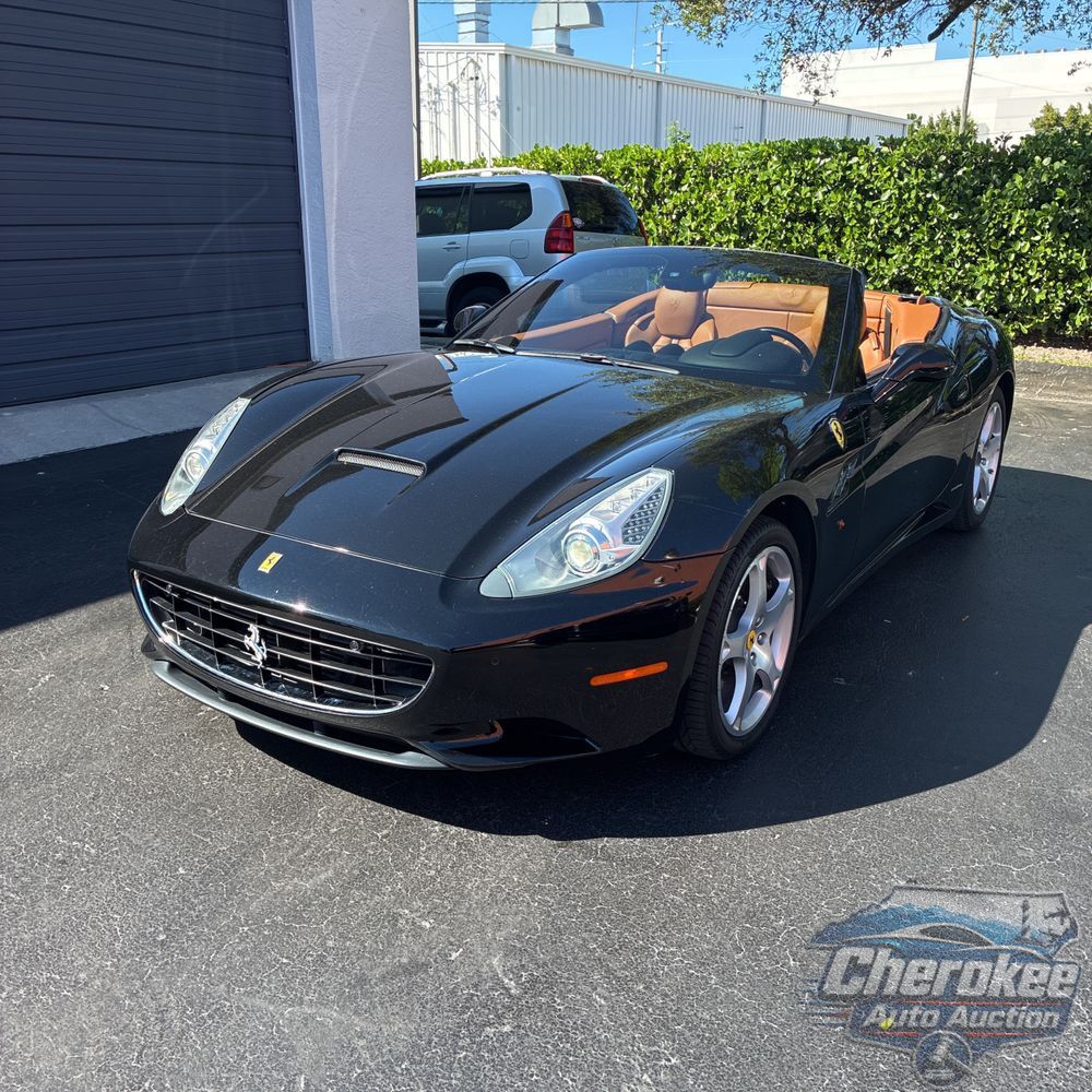 2010 Ferrari California Base