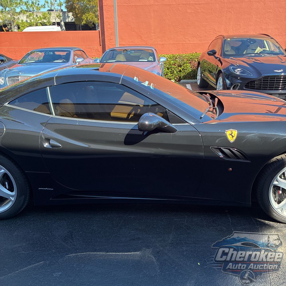 2010 Ferrari California Base