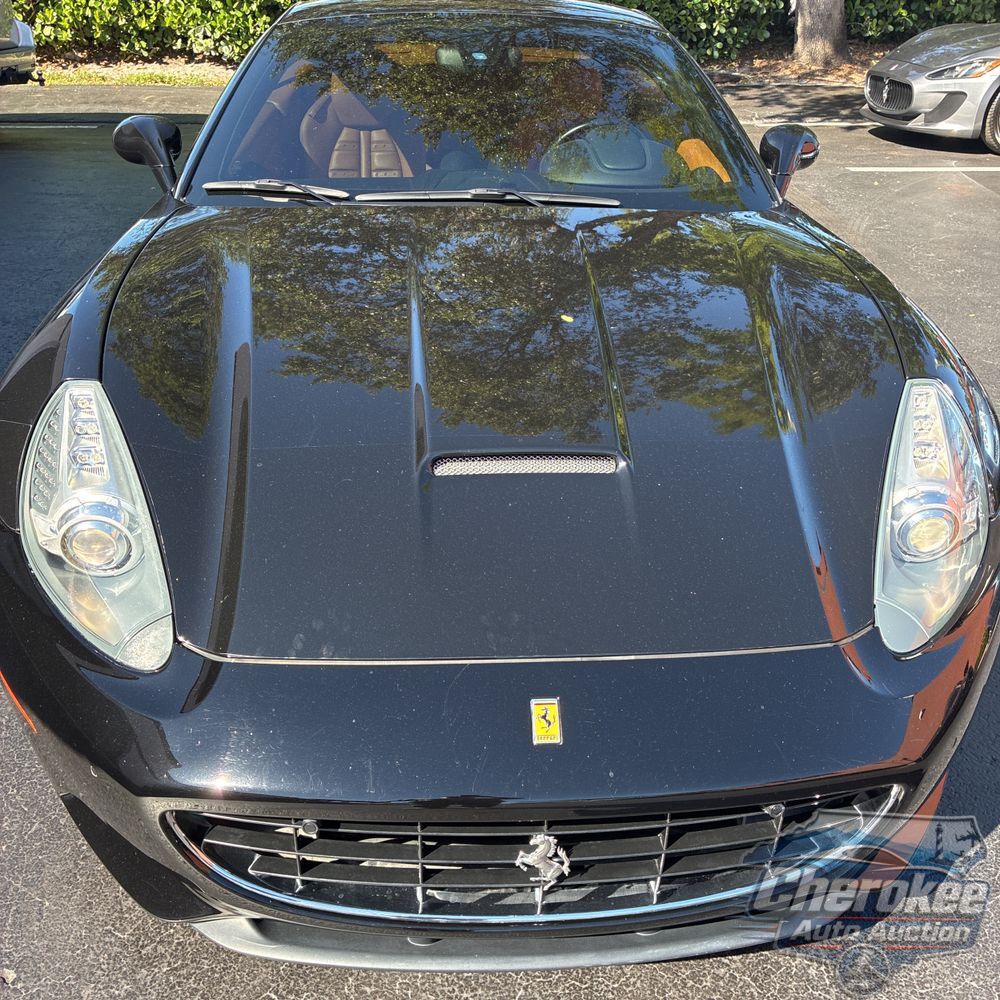2010 Ferrari California Base