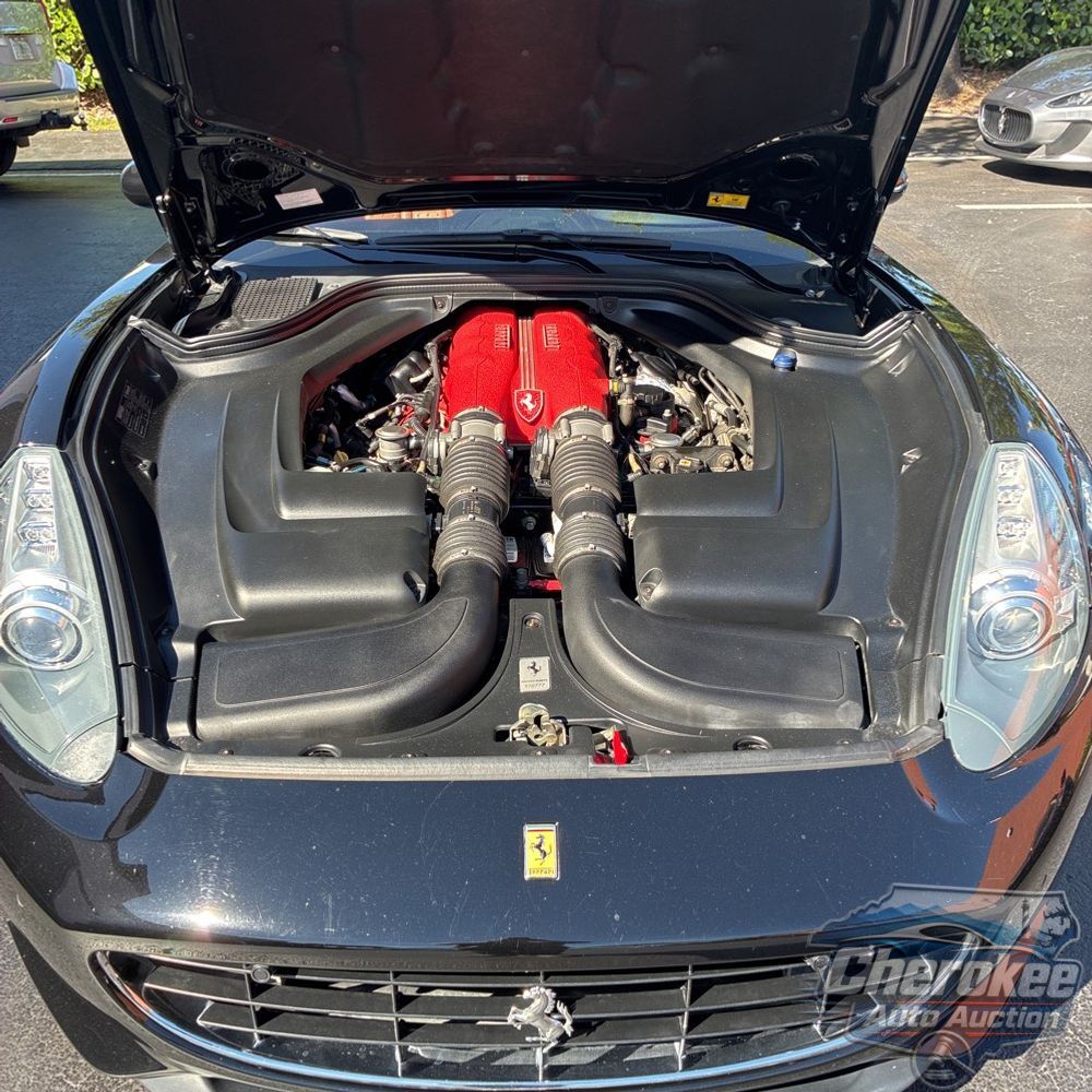2010 Ferrari California Base