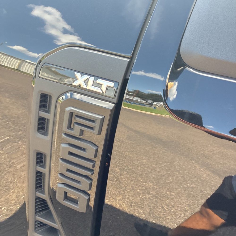 2025 Ford F-250 Super Duty XLT