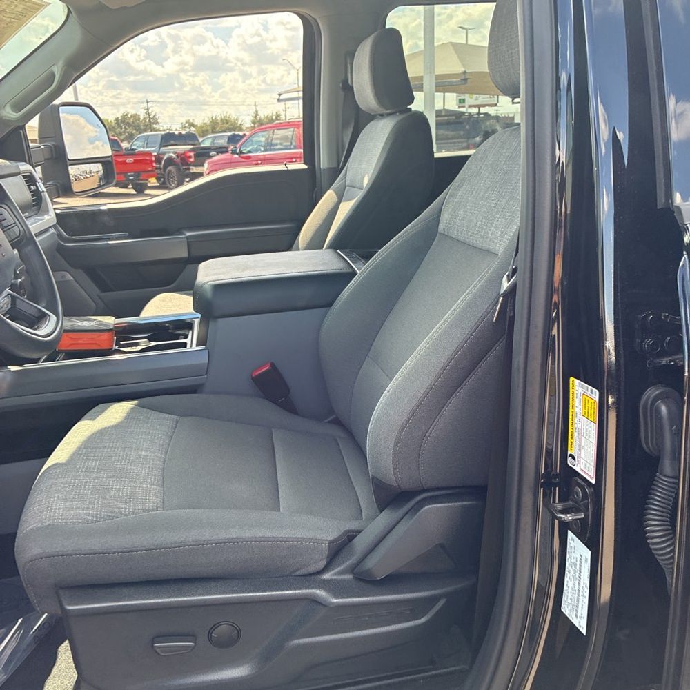 2025 Ford F-250 Super Duty XLT
