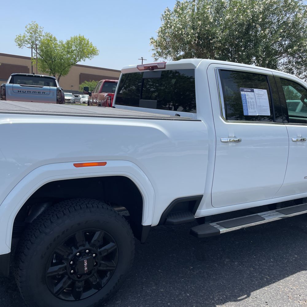 2024 GMC Sierra 2500HD Denali