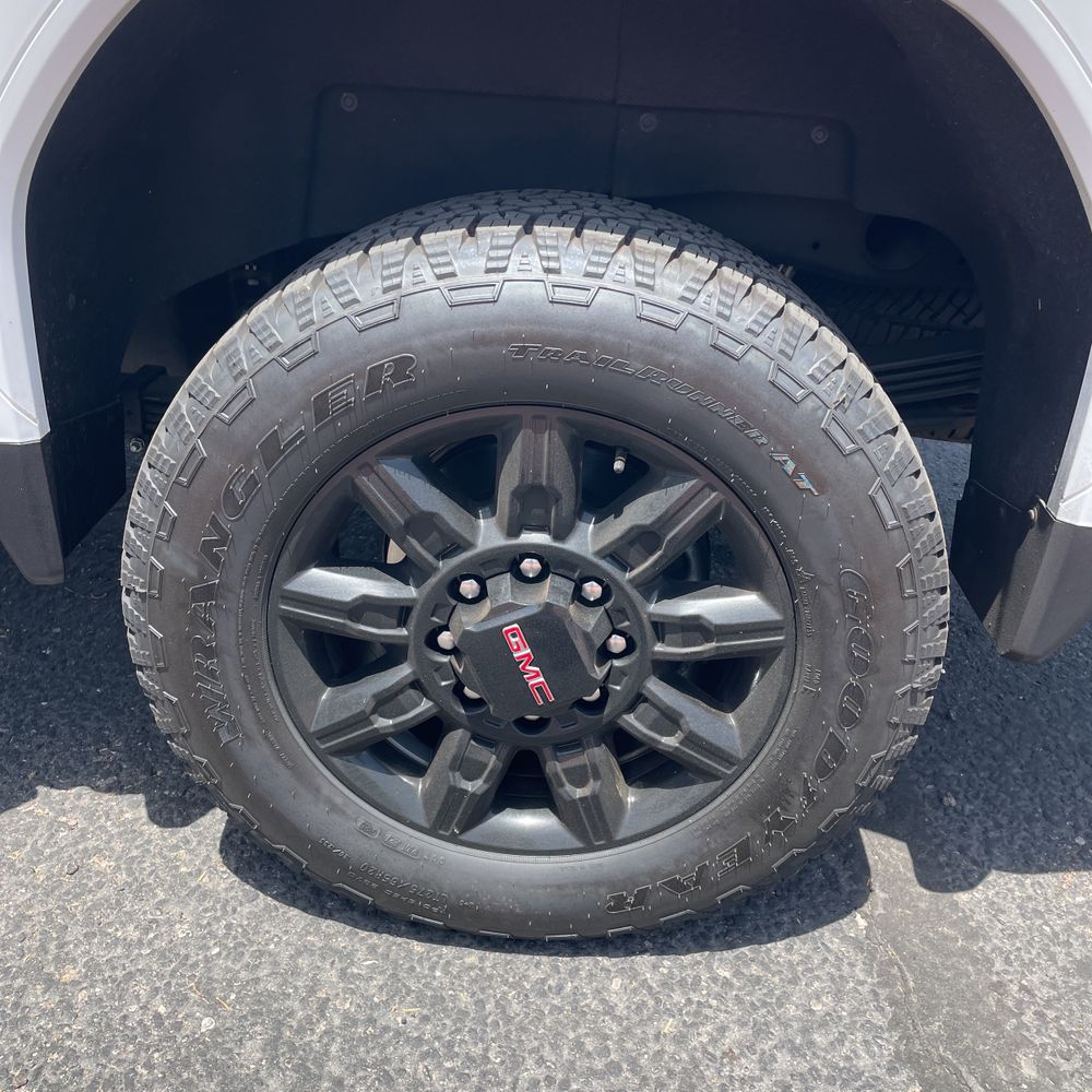 2024 GMC Sierra 2500HD Denali