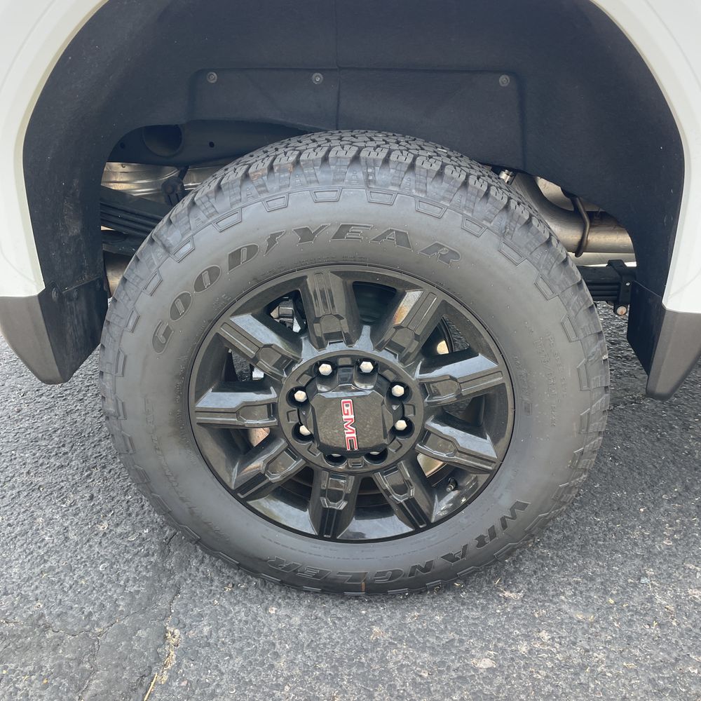 2024 GMC Sierra 2500HD Denali