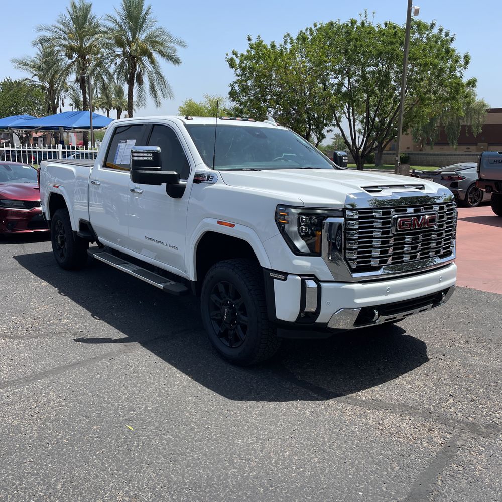 2024 GMC Sierra 2500HD Denali
