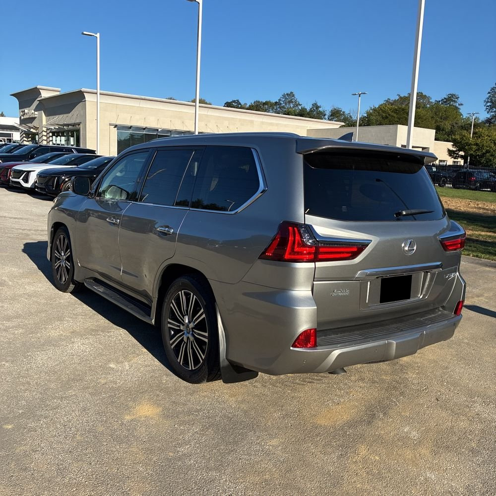 2019 Lexus LX 570 Three-Row
