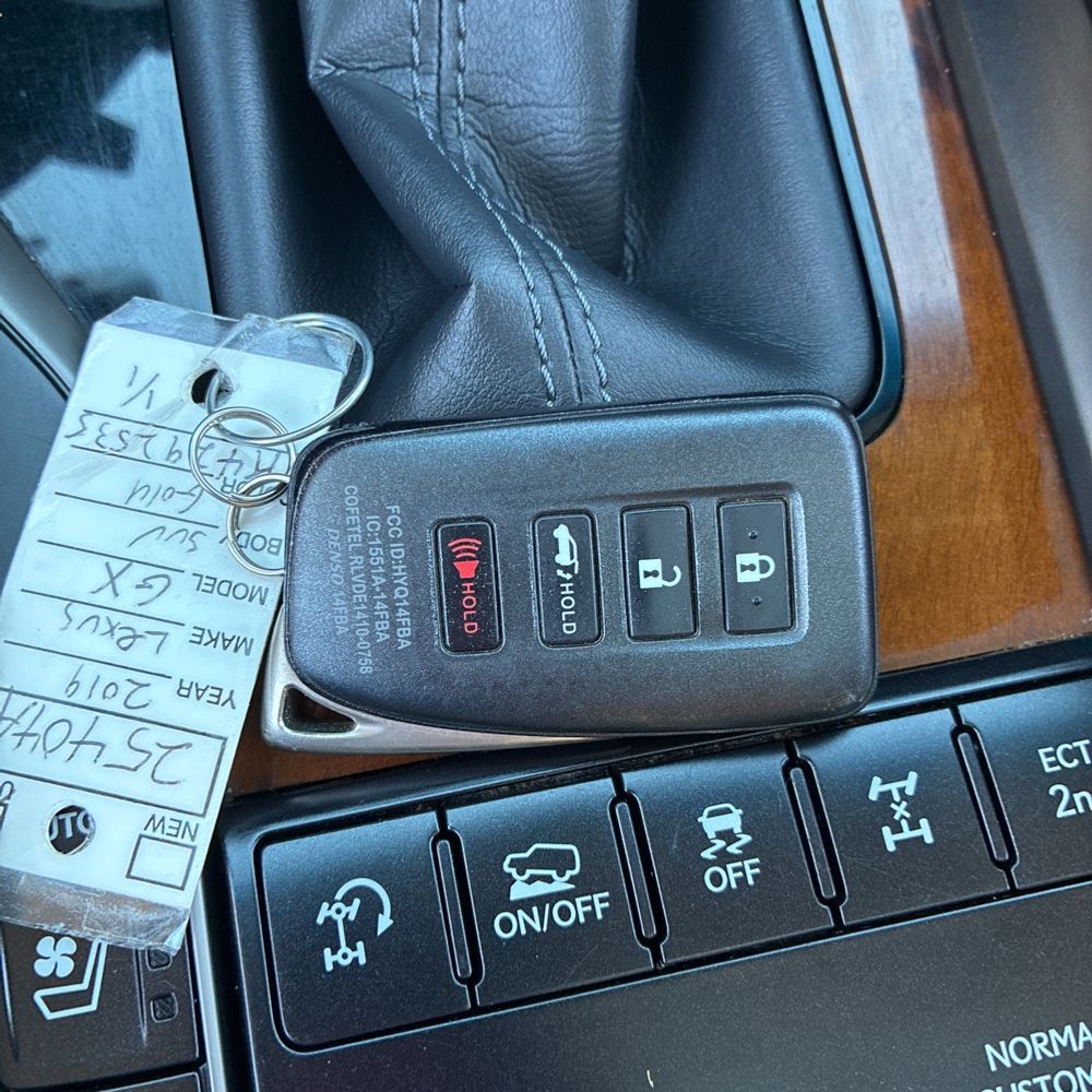 2019 Lexus LX 570 Three-Row