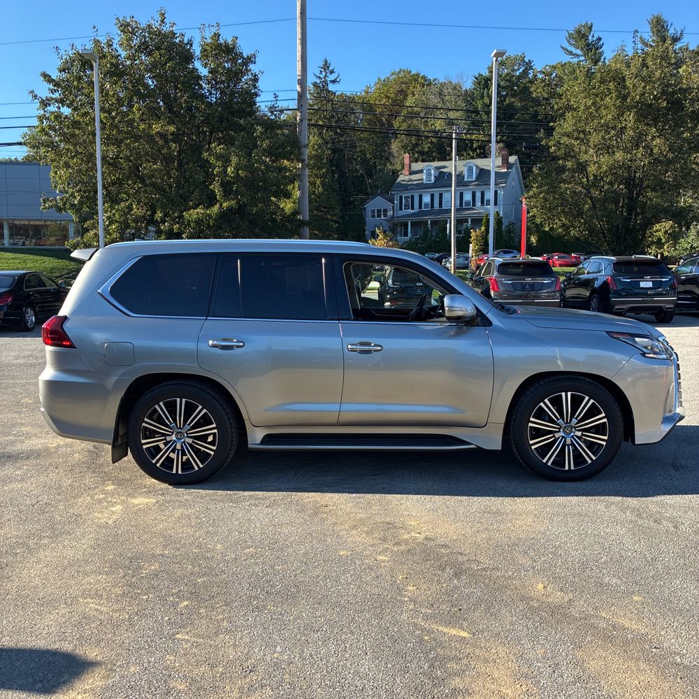 2019 Lexus LX 570 Three-Row
