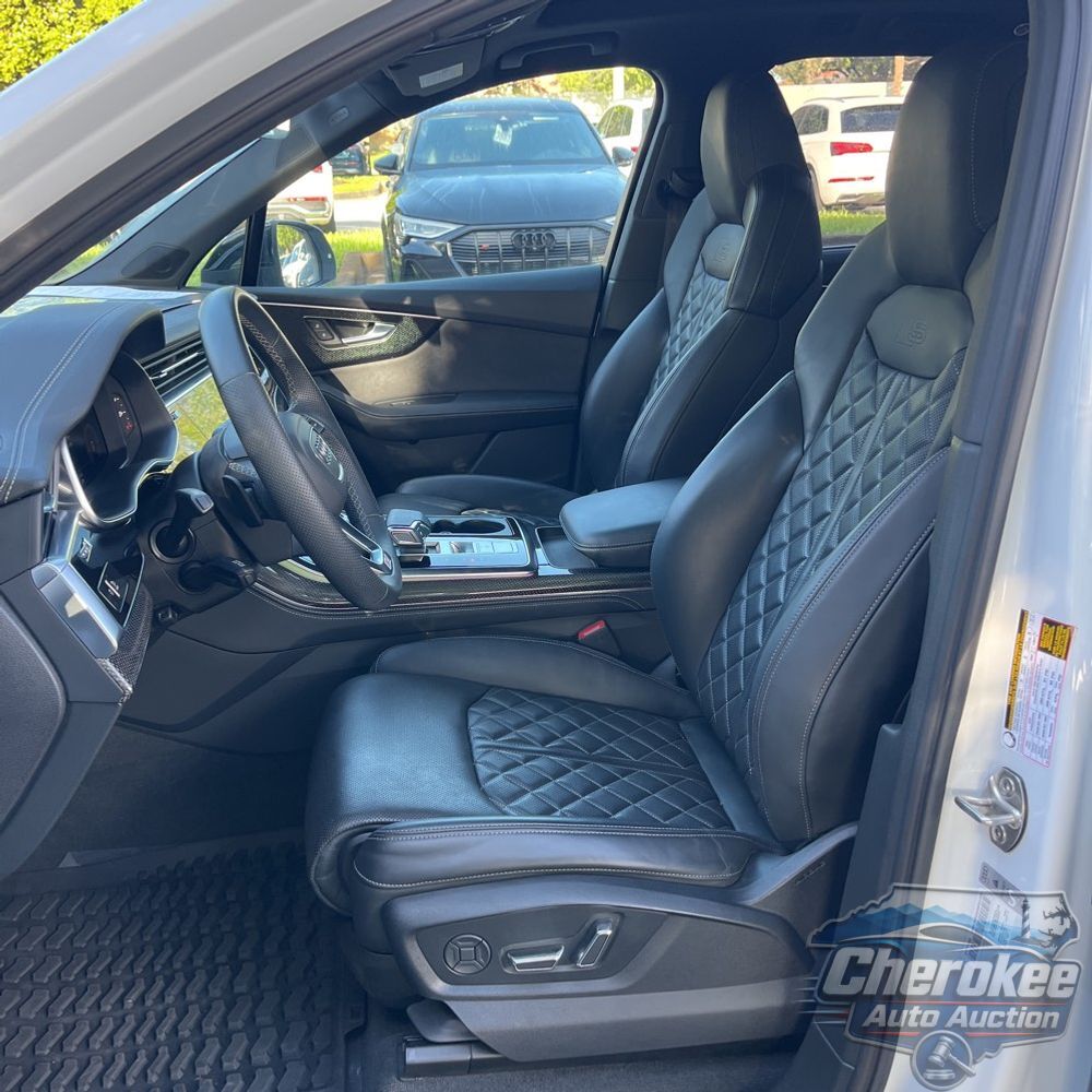 2023 Audi SQ7 Premium Plus