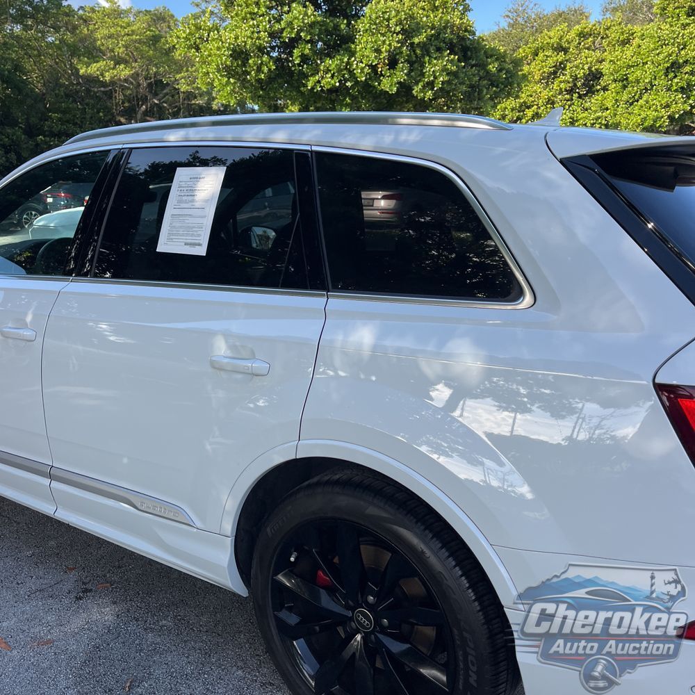 2023 Audi SQ7 Premium Plus