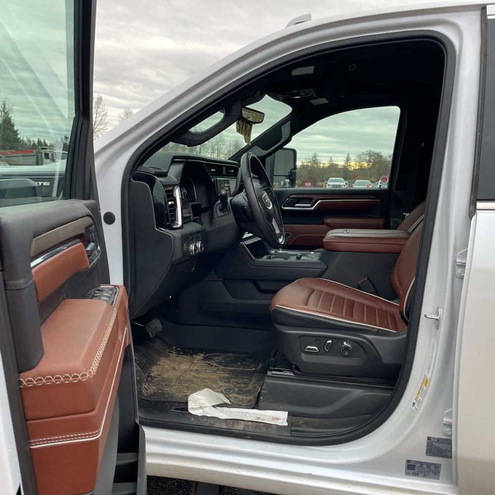 2024 GMC Sierra 3500 Denali Ultimate