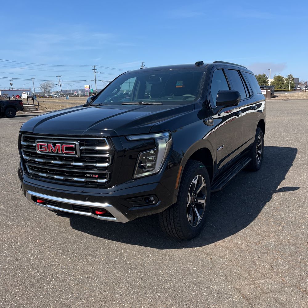 2025 GMC Yukon AT4